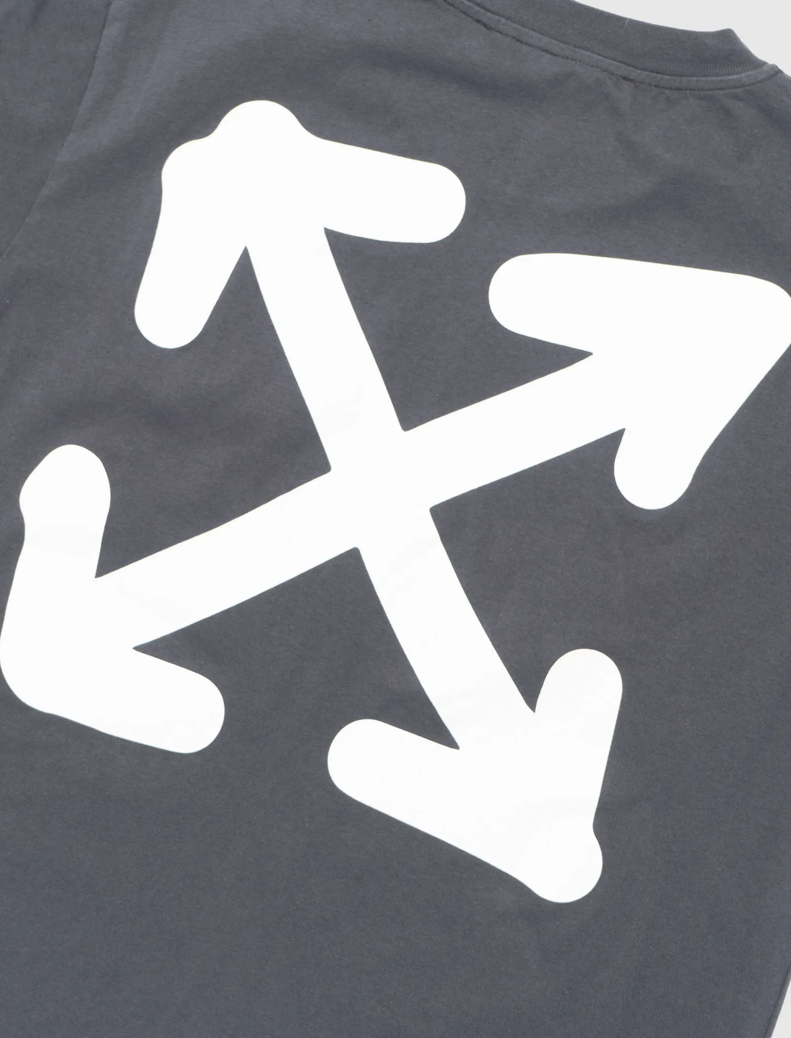 SHORT SLEEVE FACE ARROW TEE
